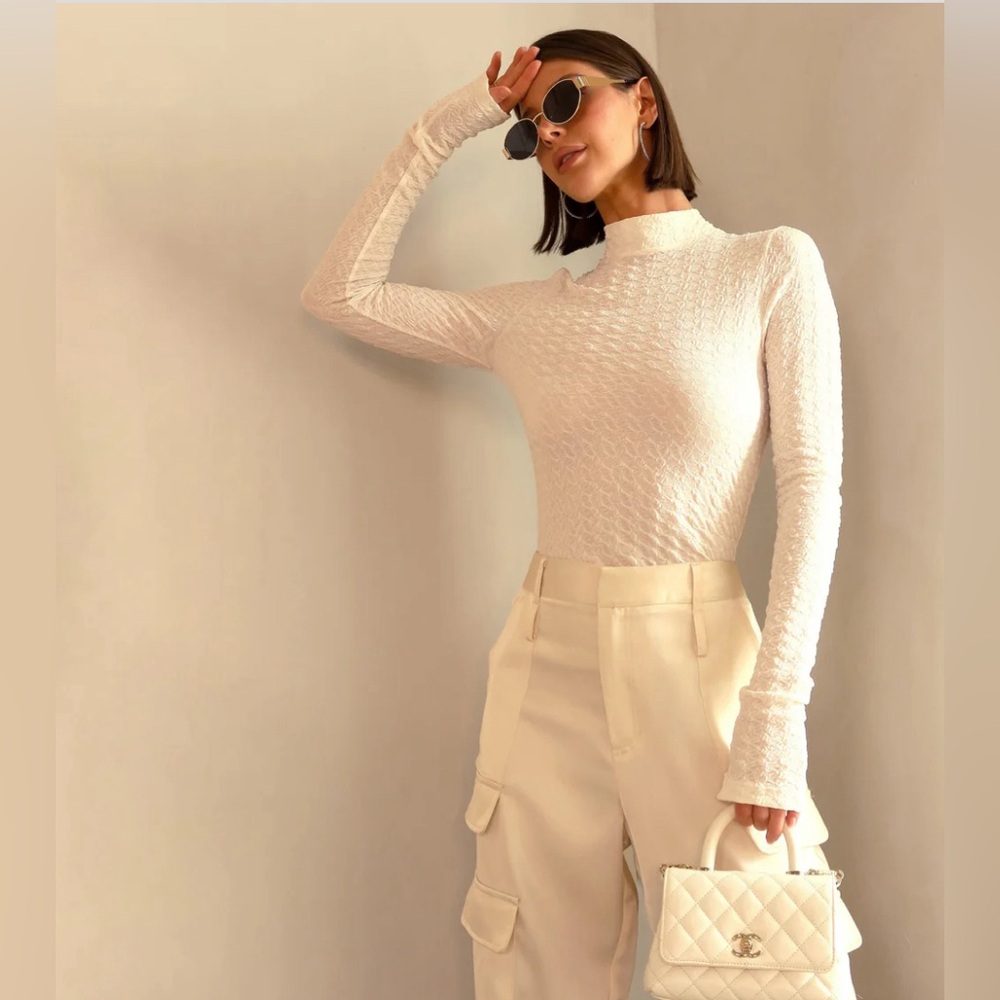 NWT The Noli Shop FLORENCE SHEER TURTLENECK